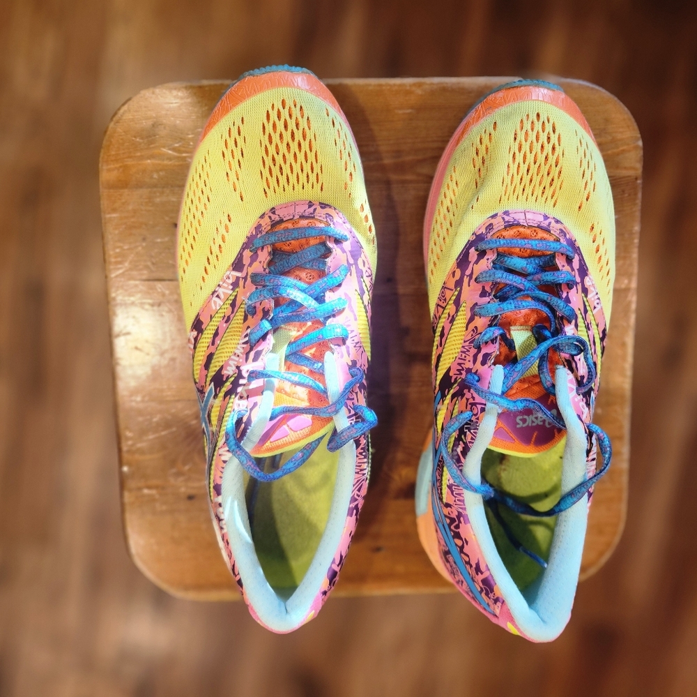 Asic Tennis Shoes